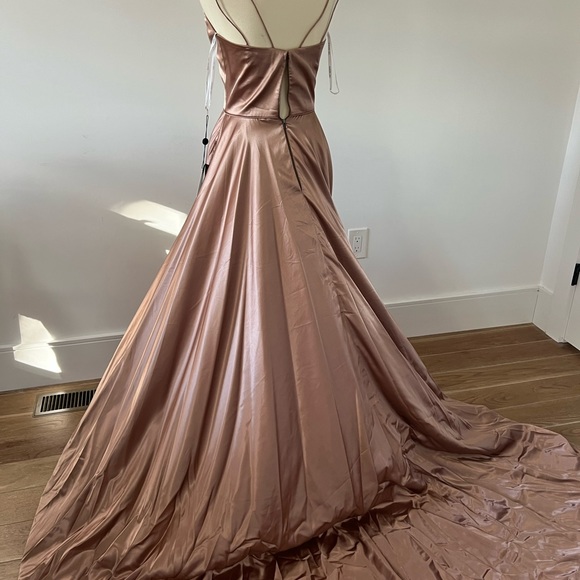 Sherri Hill mocha prom dress size 2 new - Picture 6 of 9